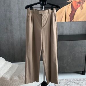 Rails Classic Tan dress Pants size 4 (fits bigger)